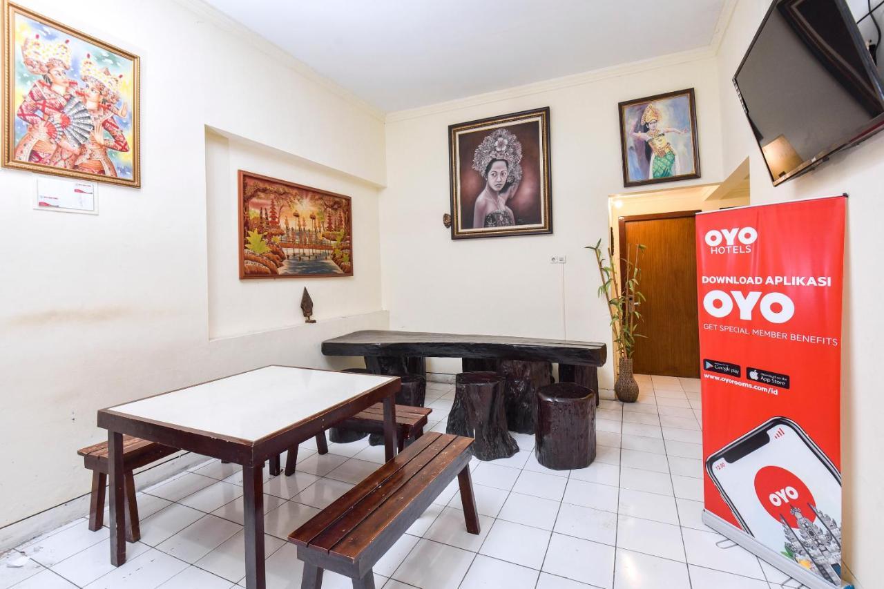Oyo 348 Hotel Dieng Permai ジョグジャカルタ エクステリア 写真