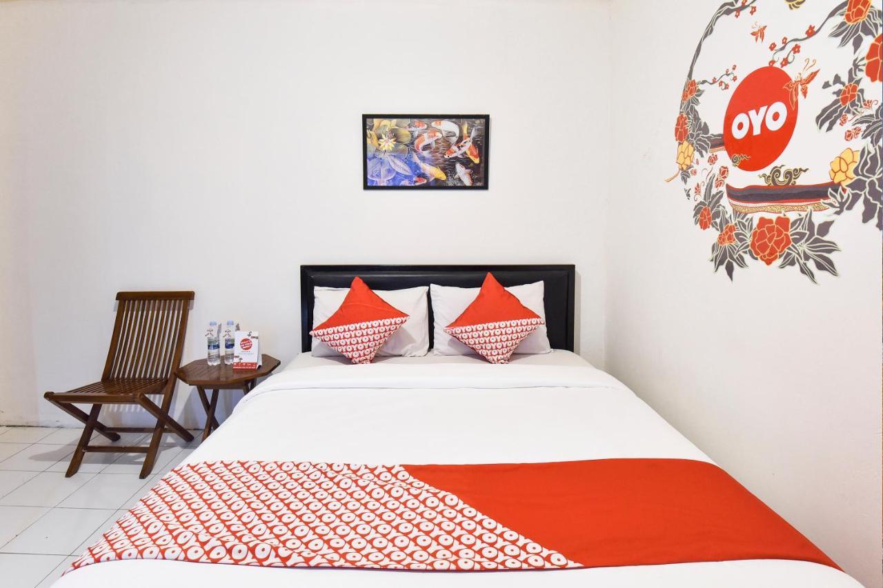 Oyo 348 Hotel Dieng Permai ジョグジャカルタ エクステリア 写真