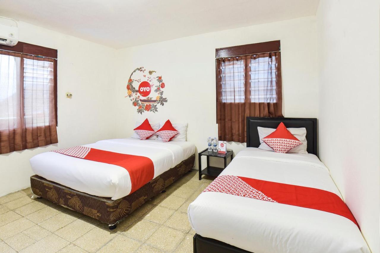 Oyo 348 Hotel Dieng Permai ジョグジャカルタ エクステリア 写真
