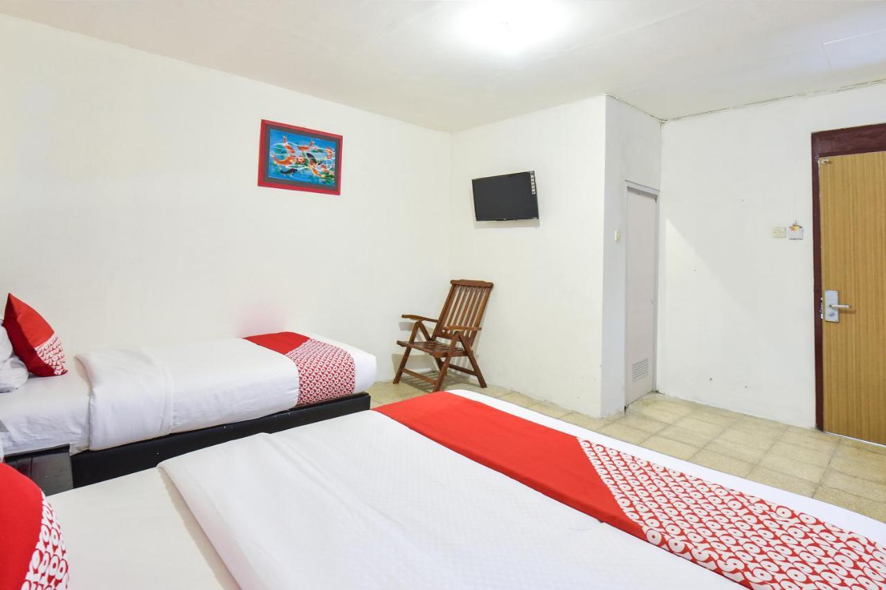 Oyo 348 Hotel Dieng Permai ジョグジャカルタ エクステリア 写真